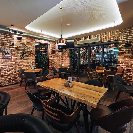 Urbanista Hotel & Bar Штип Экстерьер фото
