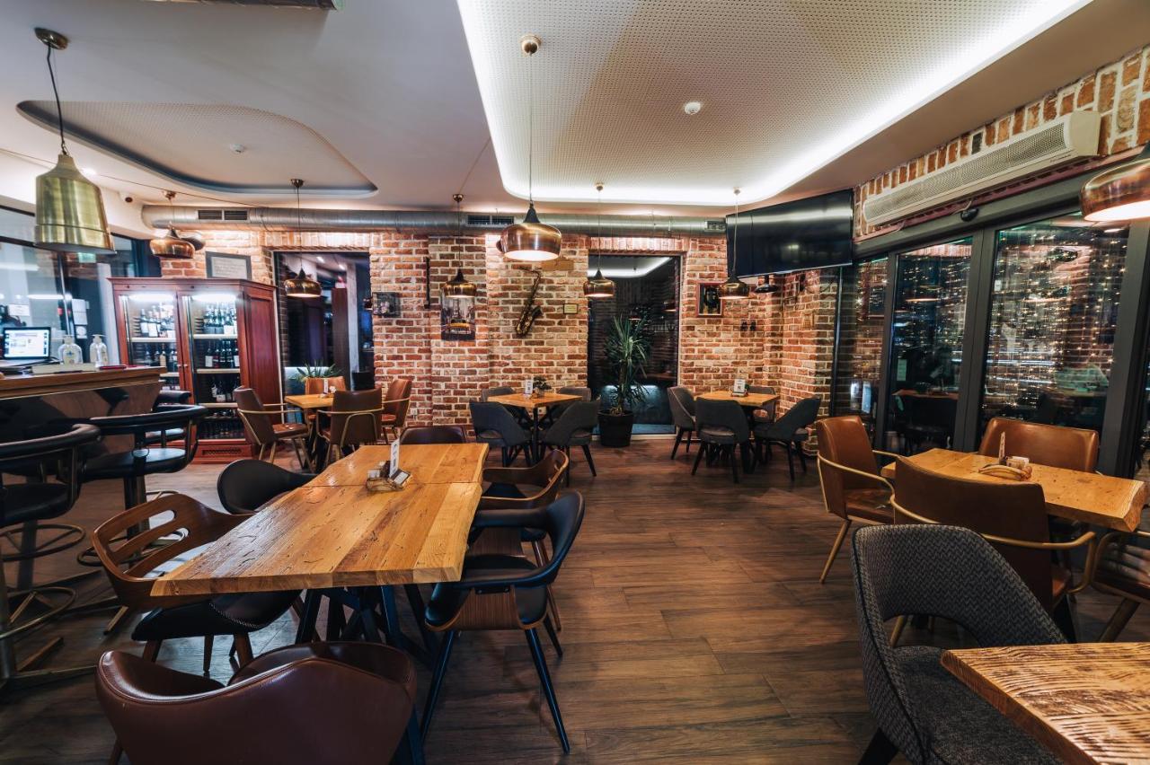 Urbanista Hotel & Bar Штип Экстерьер фото