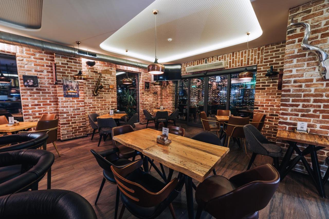 Urbanista Hotel & Bar Штип Экстерьер фото